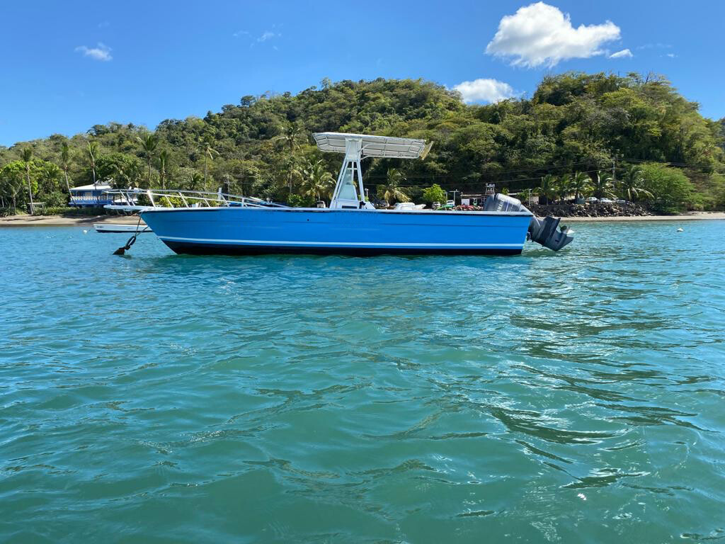 28ft Robalo Center Console