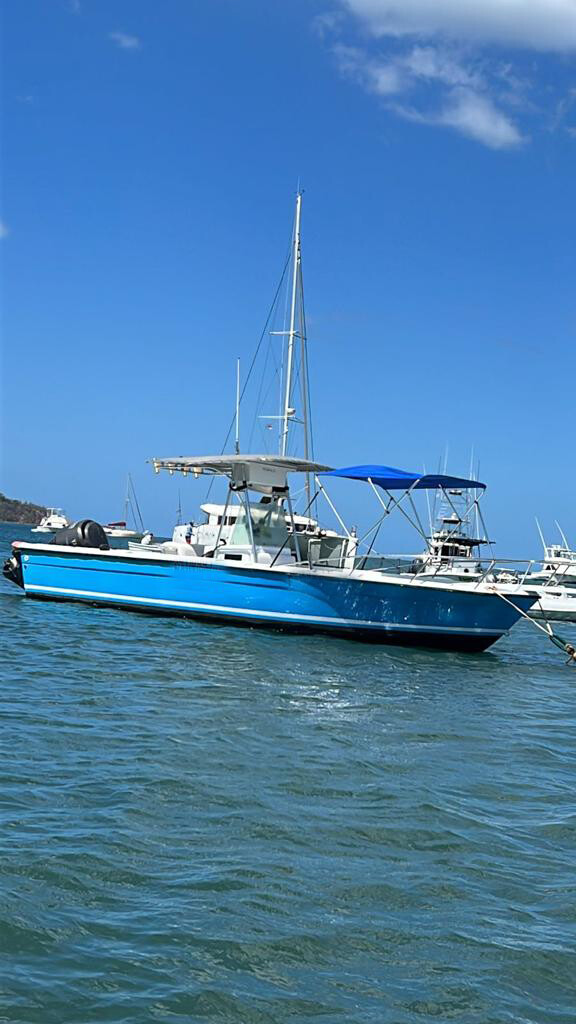 28ft Robalo Center Console