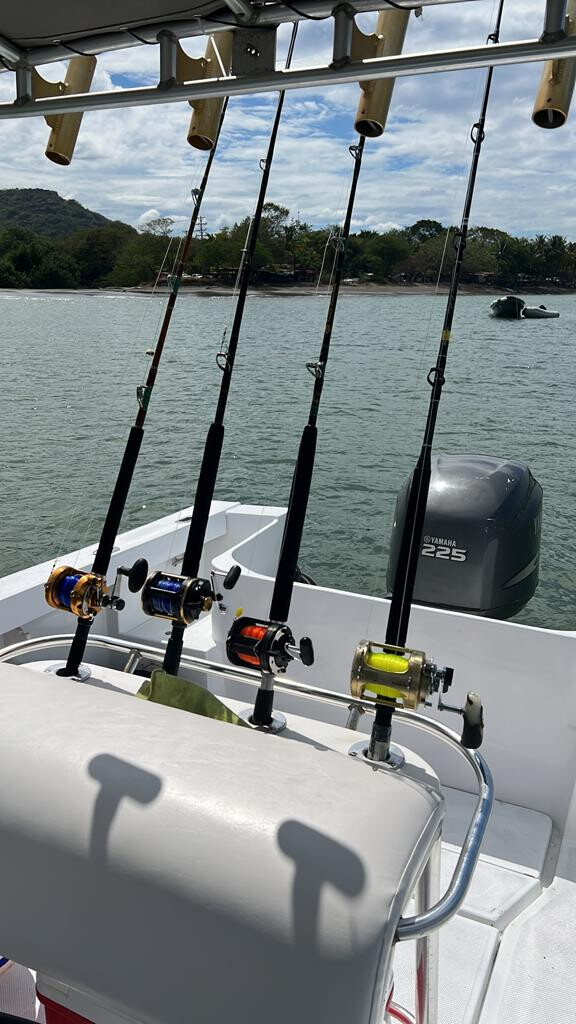 28ft Robalo Center Console
